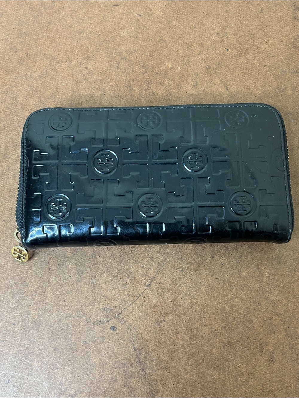 Tory Burch Black Patent Zip Wallet with Embossed Logo